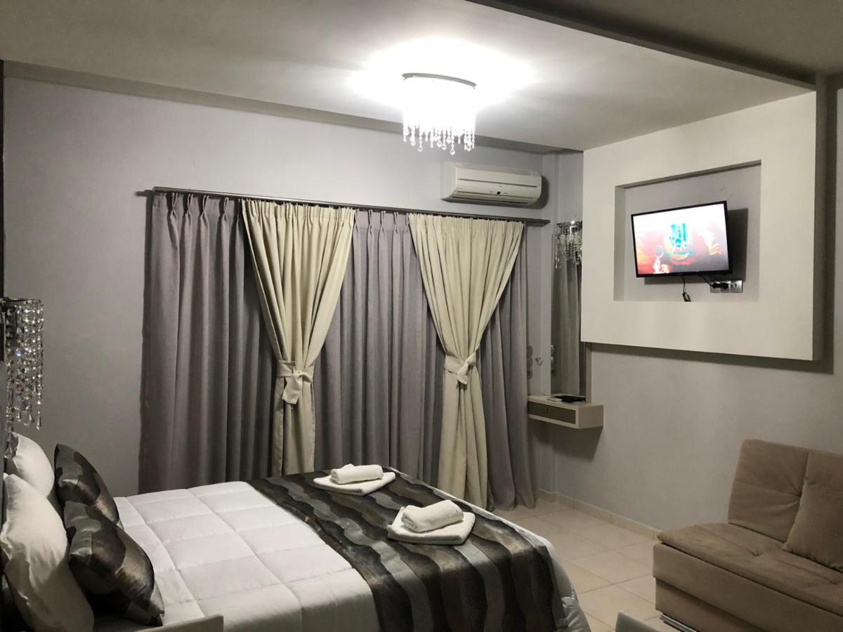Peristeres Appartments 로다키노 외부 사진