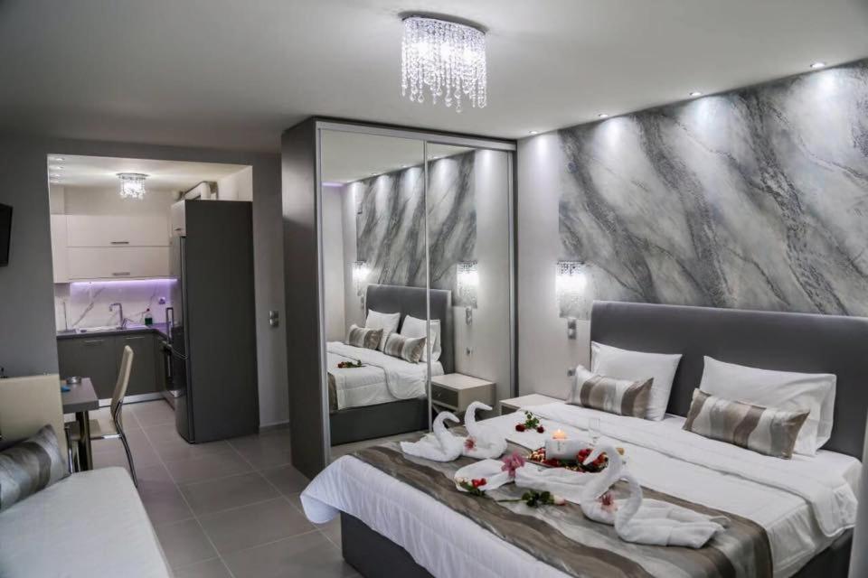 Peristeres Appartments 로다키노 외부 사진